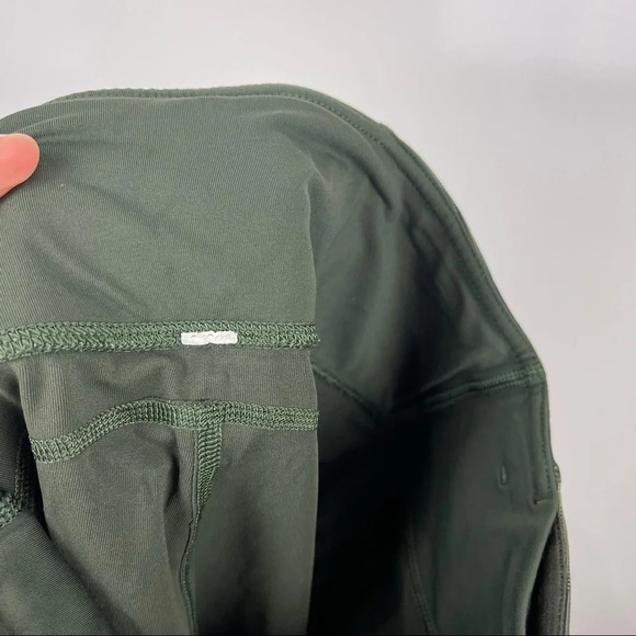 Lululemon Green Vent It Out Cropped Leggings Running Tights - Picture 7 of 11